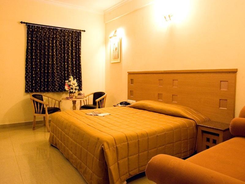 Park Plaza Hotel Coimbatore Exteriör bild